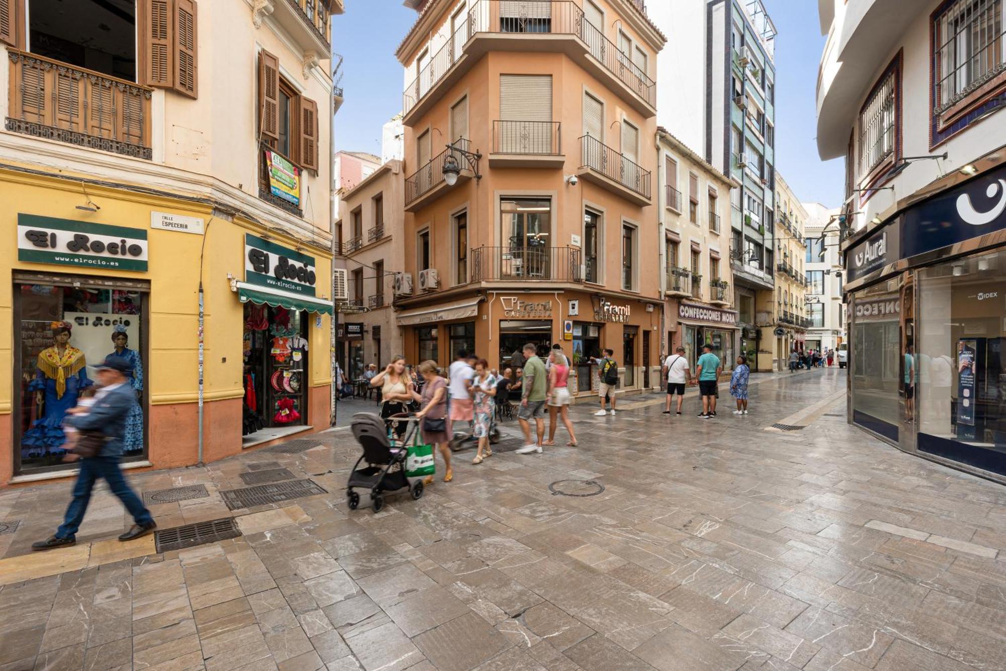 U-nique Cisneros Malaga